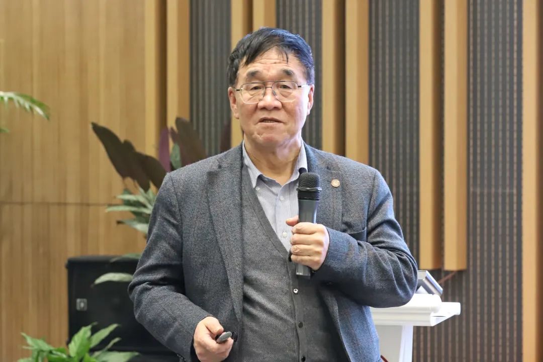 王安兴 上海财经大学_中国经济学学术体系高端论坛_上海财经大学中国经济思想发展研究院