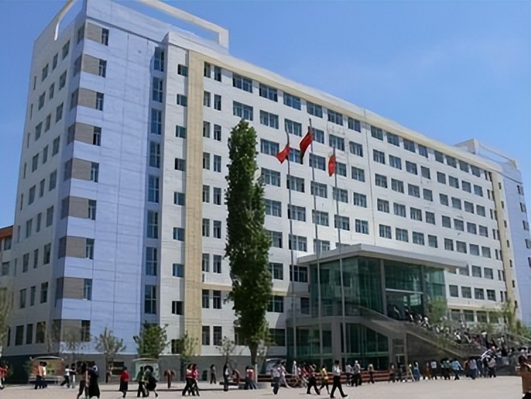 2025新疆财经大学_新疆财经大学招生人数_新疆财经大学学费