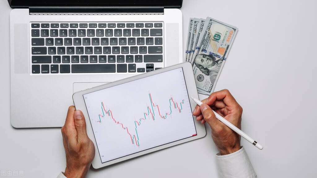 最低股票手续费标准_股票开户应该选哪家证券公司_股票开户手续费低